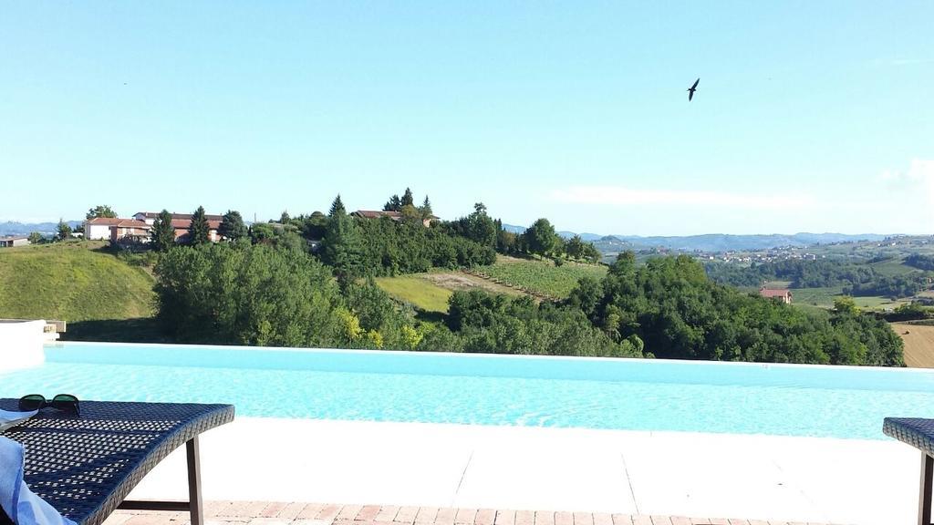 Alta Villa The Countryhouse Adults Only Boutique Bnb Vigliano d'Asti Buitenkant foto