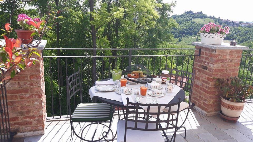 Alta Villa The Countryhouse Adults Only Boutique Bnb Vigliano d'Asti Buitenkant foto