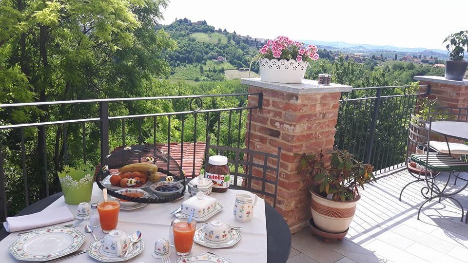Alta Villa The Countryhouse Adults Only Boutique Bnb Vigliano d'Asti Buitenkant foto