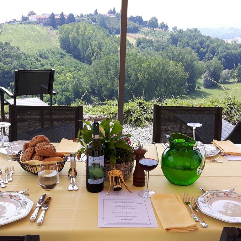 Alta Villa The Countryhouse Adults Only Boutique Bnb Vigliano d'Asti Buitenkant foto