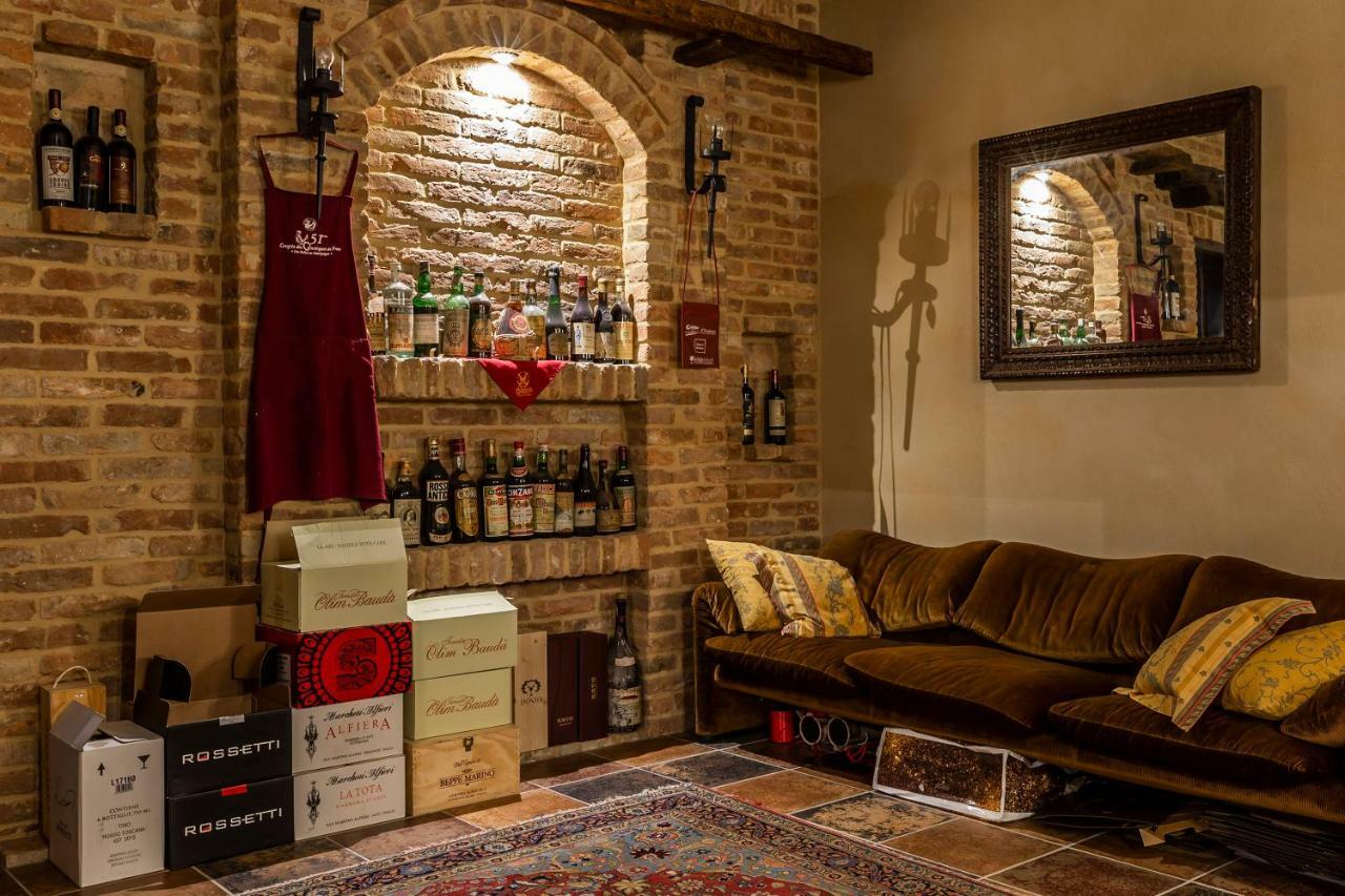 Alta Villa The Countryhouse Adults Only Boutique Bnb Vigliano d'Asti Buitenkant foto