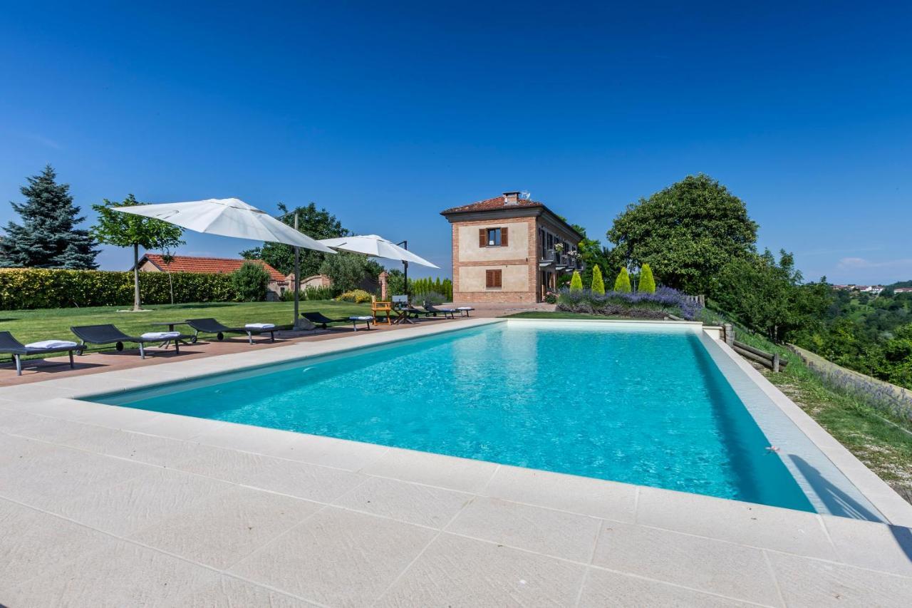 Alta Villa The Countryhouse Adults Only Boutique Bnb Vigliano d'Asti Buitenkant foto