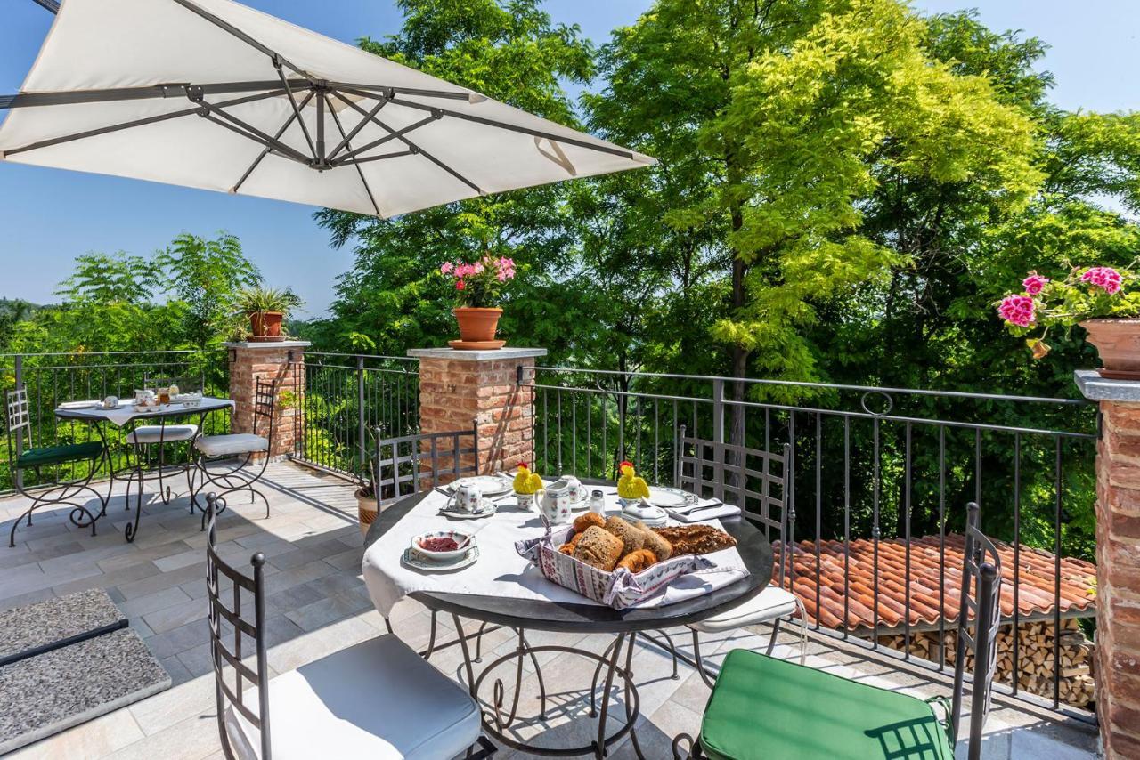 Alta Villa The Countryhouse Adults Only Boutique Bnb Vigliano d'Asti Buitenkant foto